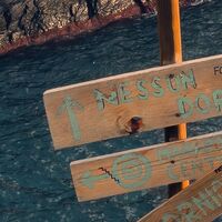 Fototapeet The picturesque Village SHX9-089